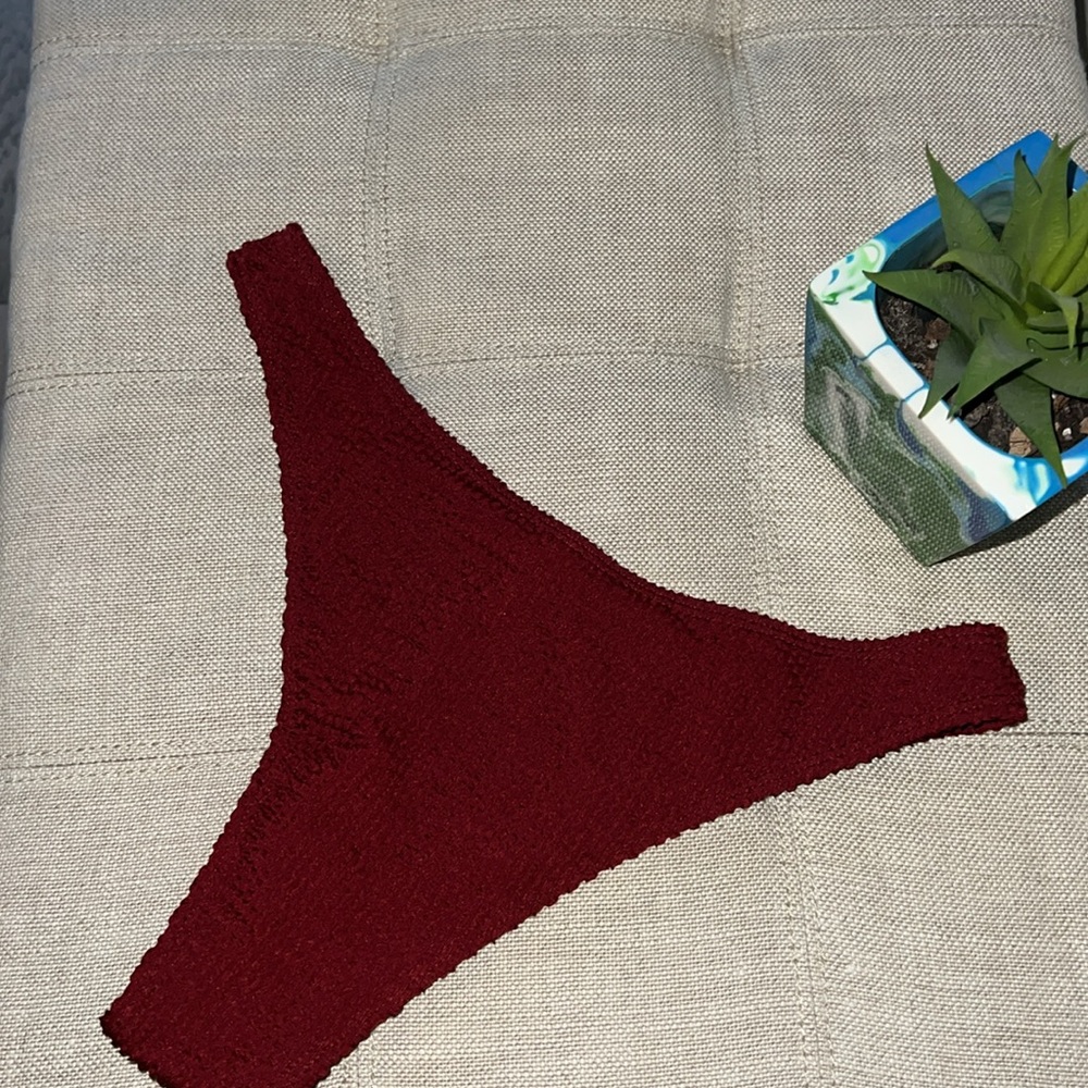Bathing suit bottom - Picture 3 of 4